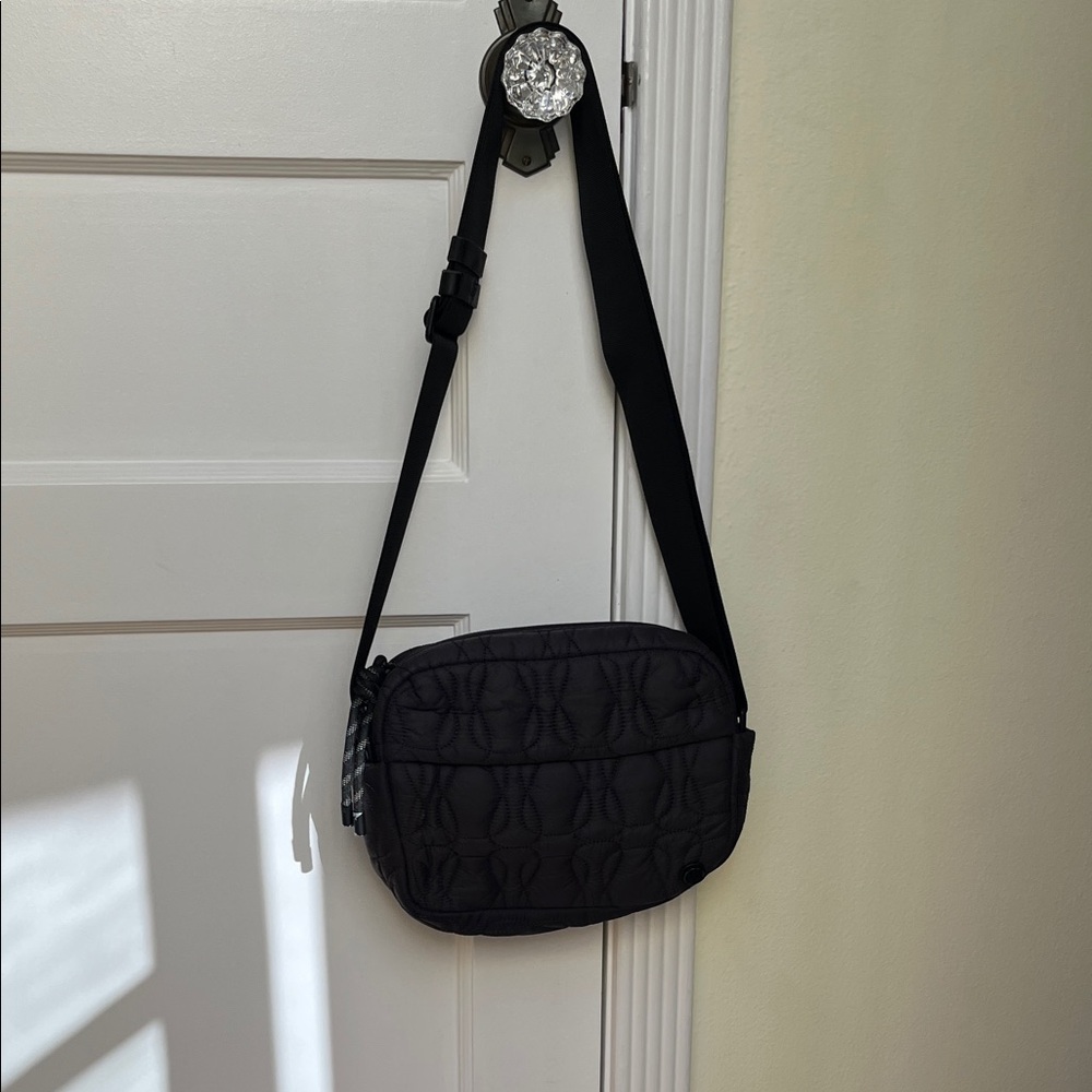 Lululemon Quilted Embrace Crossbody Bag - Picture 10 of 15
